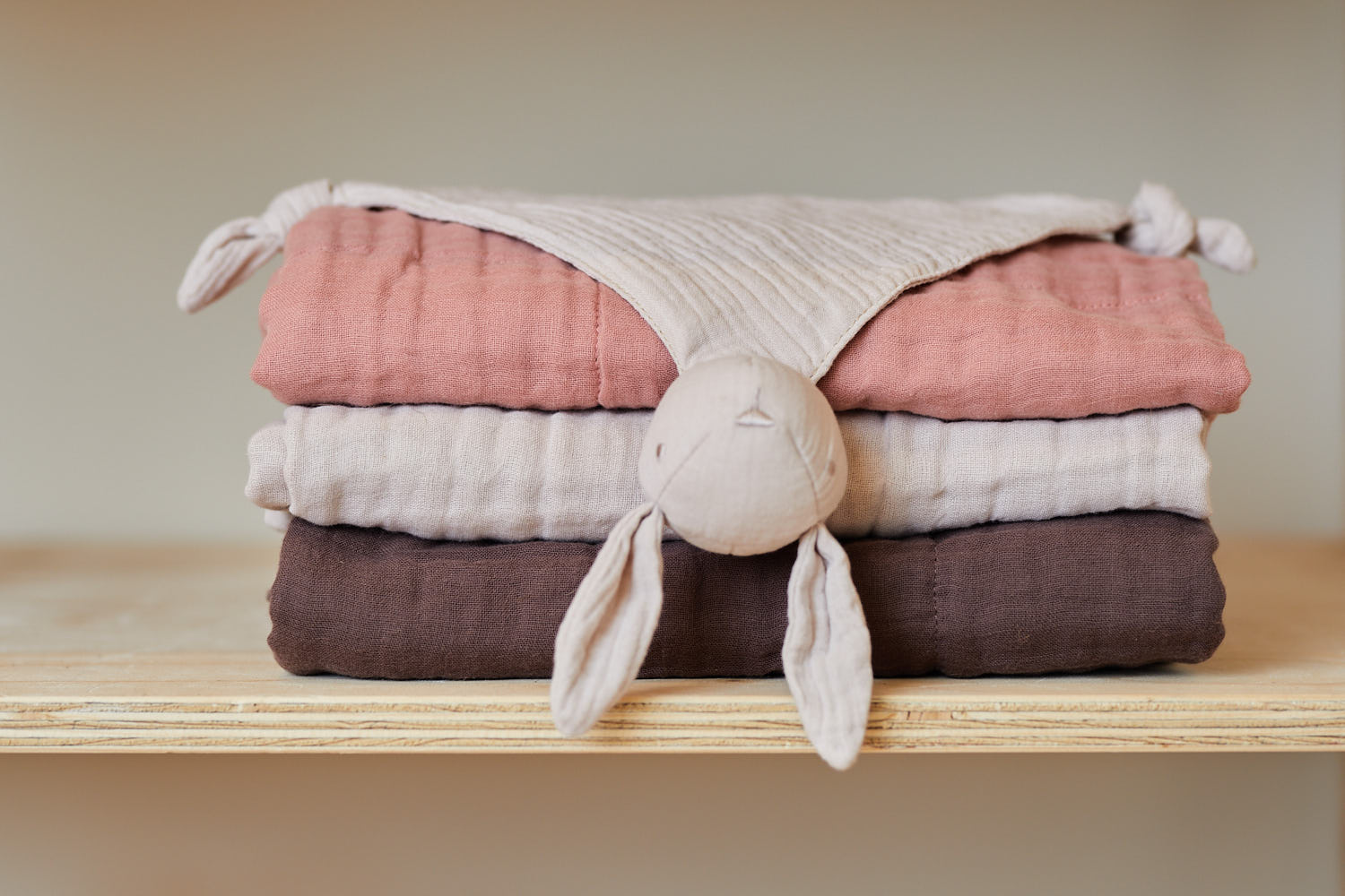 Speendoekje bunny ears - Nougat