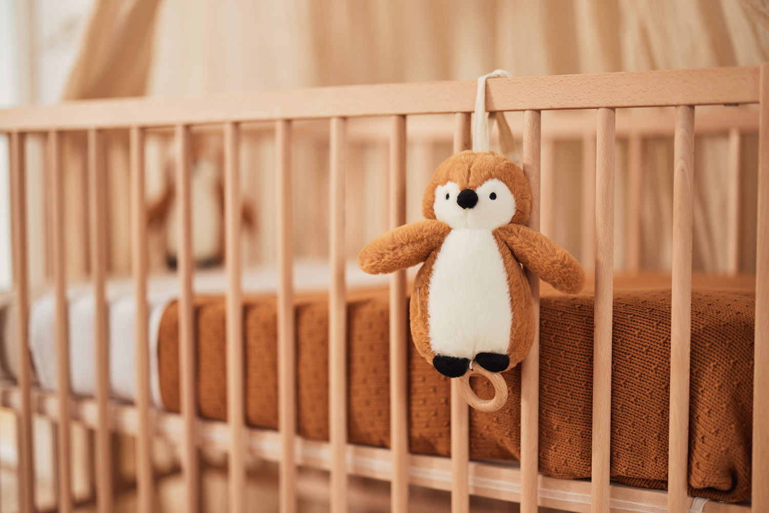 Muziekhanger Pinguin - Caramel