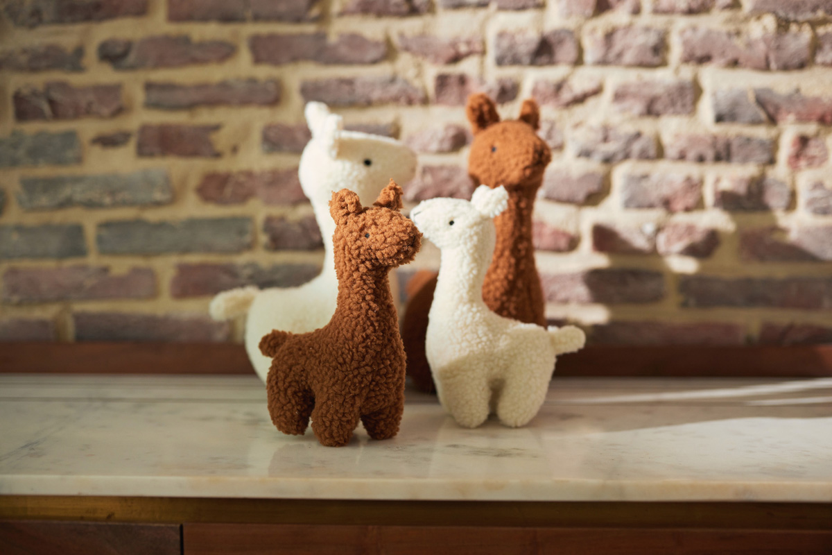 Knuffel lama XL - Caramel Knuffel lama XL - Caramel