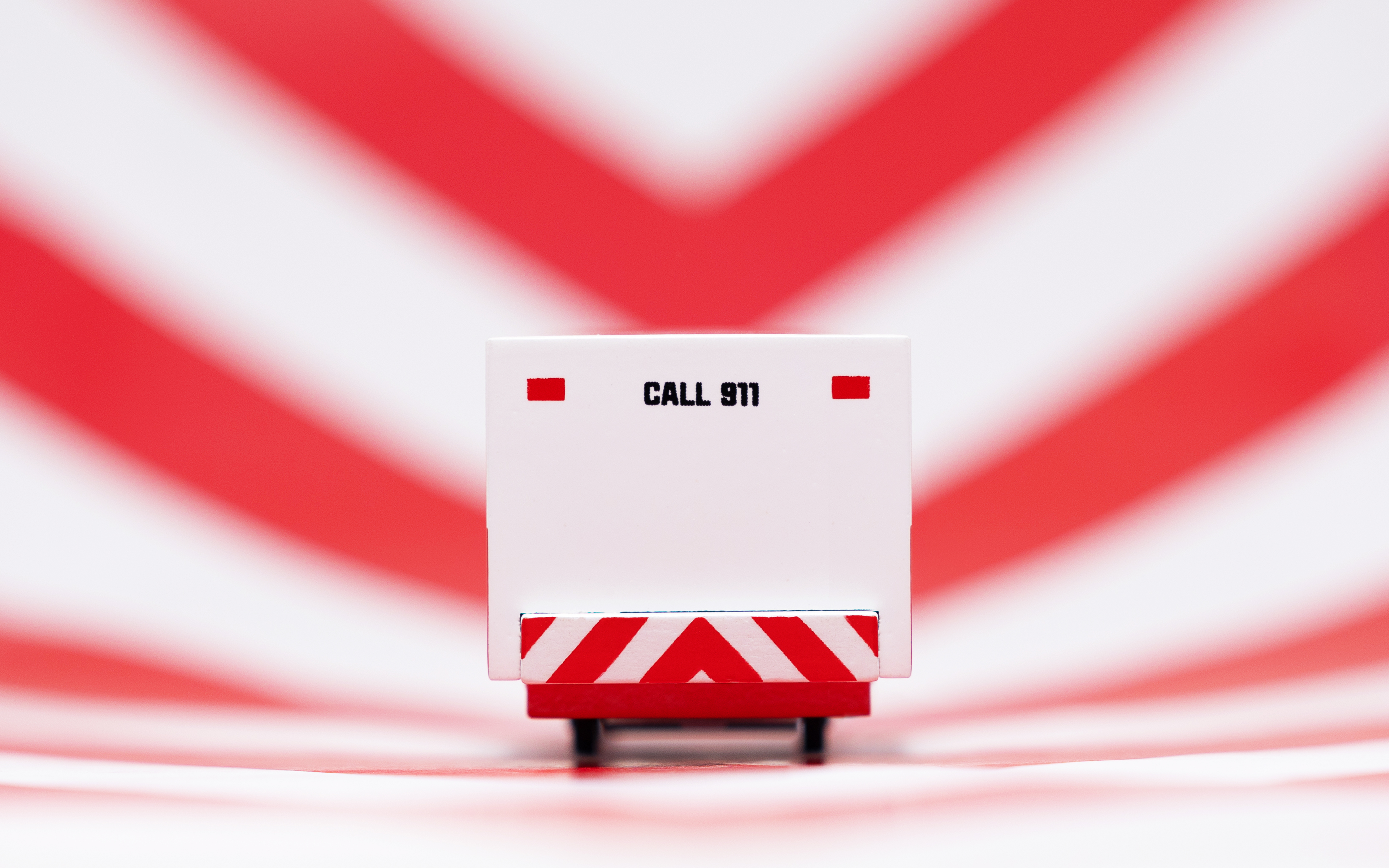 Candycar - Ambulance Van Candycar - Ambulance Van