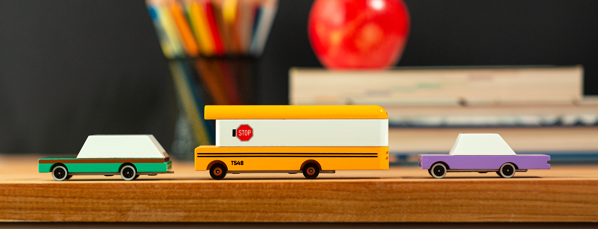 Candycar - Schoolbus Candycar - Schoolbus